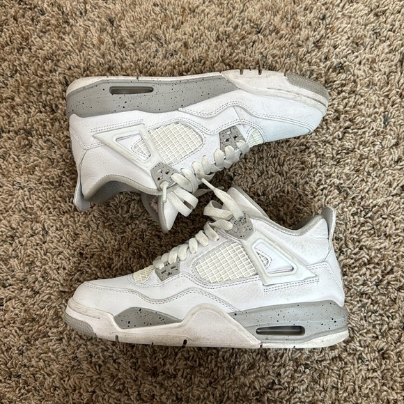 Jordan 4 Retro White Oreo - Picture 11 of 14